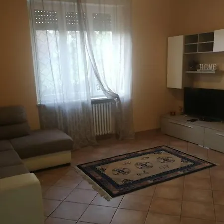 Casa vacanze La Ca` 'd Giaculin -casetta Indipendente *