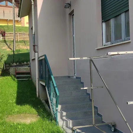 Casa vacanze La Ca` 'd Giaculin -casetta Indipendente Magliano Alpi